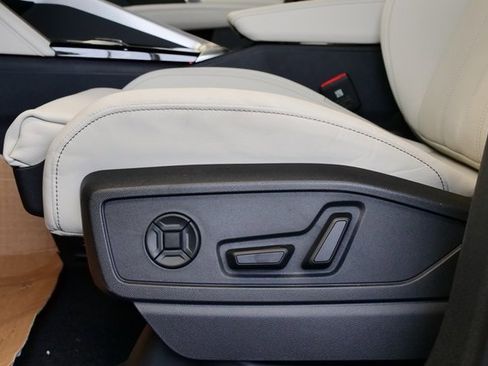 New 2025 Audi Q5 Premium Plus image 11