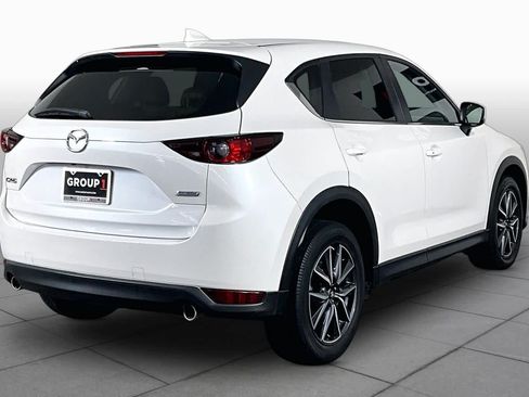 Used 2018 MAZDA CX-5 Touring w/ Preferred Equipment Package FWD image 13