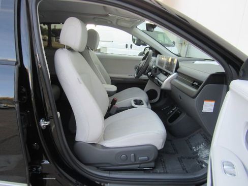 Used 2023 Hyundai Ioniq 5 Limited w/ Cargo Package image 23