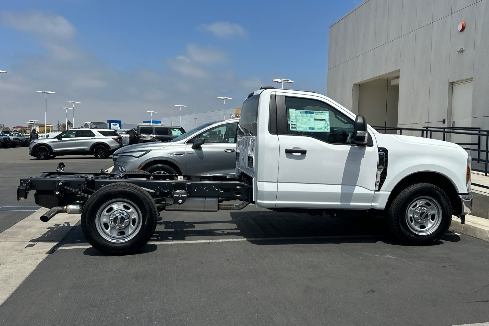 New 2026 Ford F350 XL w/ XL Chrome Package RWD image 2