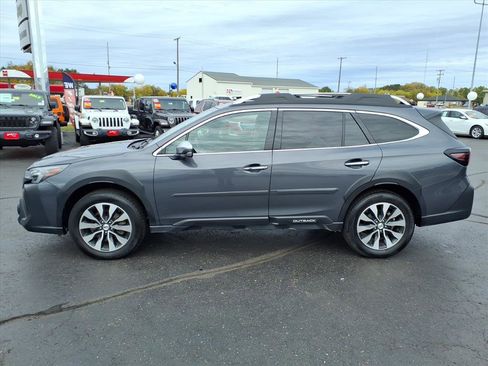 Used 2024 Subaru Outback Touring image 7