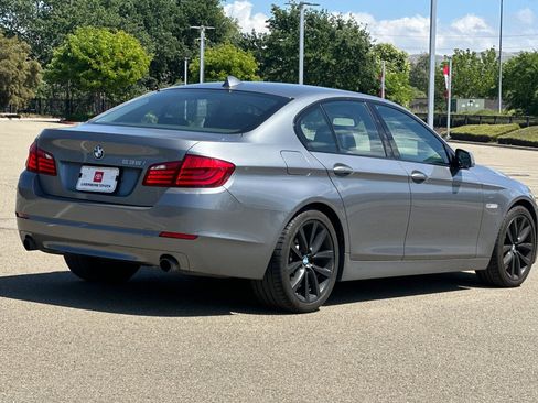 Used 2011 BMW 535i Sedan image 4