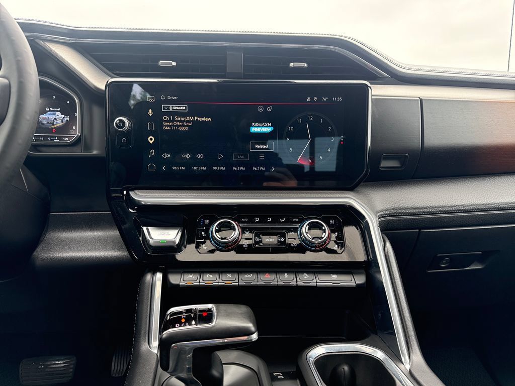 Certified 2024 GMC Sierra 1500 Denali AWD/4WD image 18