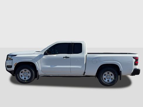 New 2026 Nissan Frontier S image 2
