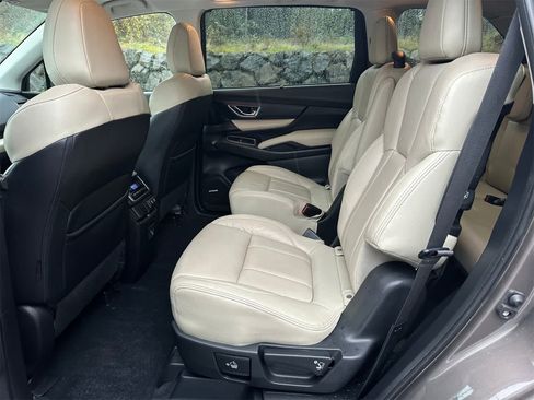 Used 2021 Subaru Ascent Limited w/ Technology Package image 10