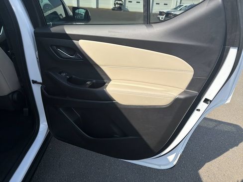 Used 2023 Chevrolet Traverse LS w/ LPO, Floor Liner Package AWD/4WD image 16