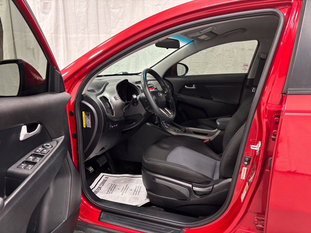 Used 2014 Kia Sportage LX AWD/4WD image 10