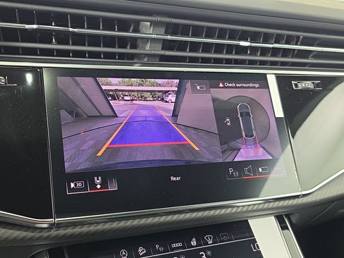 New 2026 Audi SQ8 Prestige AWD/4WD image 25