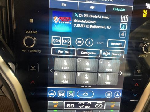 Used 2024 Subaru Legacy Limited image 15