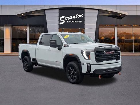 Used 2024 GMC Sierra 2500 AT4 w/ AT4 Premium Plus Package image 7