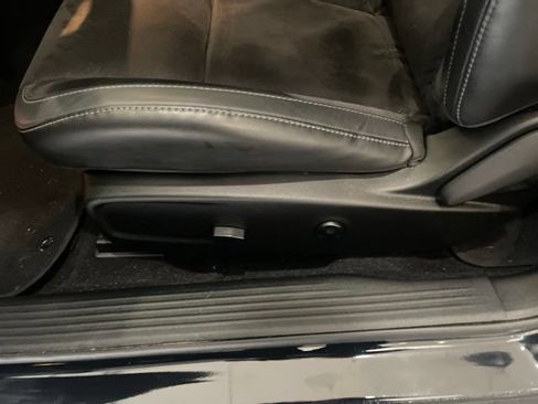 Used 2020 Dodge Challenger R/T Scat Pack RWD image 13