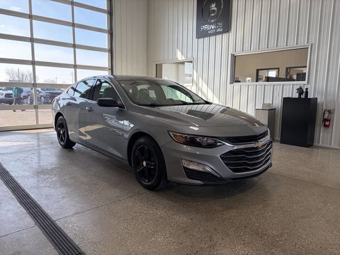 Used 2023 Chevrolet Malibu LS image 7