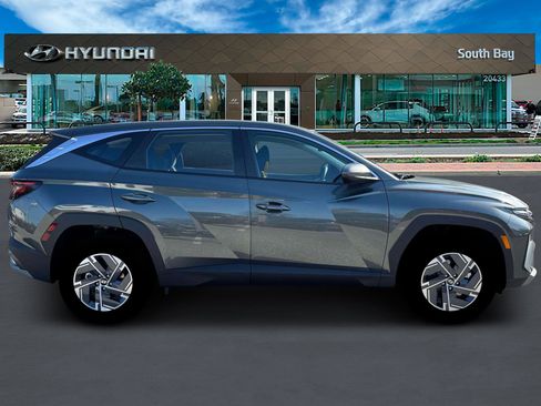 New 2026 Hyundai Tucson Blue SE AWD/4WD image 9