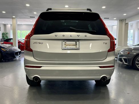 Used 2019 Volvo XC90 T5 Momentum FWD image 6