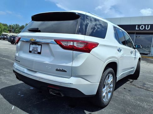 Used 2021 Chevrolet Traverse High Country AWD/4WD image 37