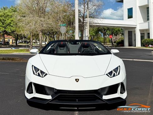 Used 2020 Lamborghini Huracan EVO AWD/4WD image 7