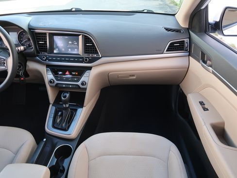 Used 2018 Hyundai Elantra SEL image 15