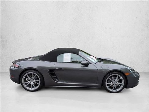 Used 2019 Porsche 718 Boxster RWD image 4