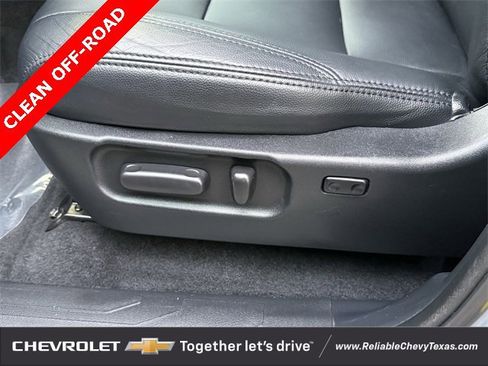 Used 2020 Toyota Tacoma TRD Off-Road image 25