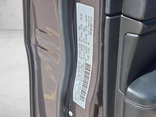 Used 2020 Jeep Grand Cherokee Laredo AWD/4WD image 25