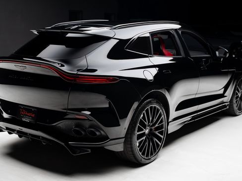 Used 2023 Aston Martin DBX 707 AWD/4WD image 32