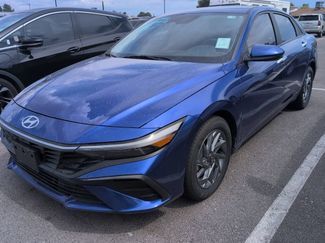 Used 2024 Hyundai Elantra SEL FWD video 1