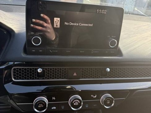 Used 2023 Honda Civic Sport image 24