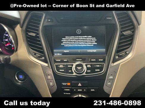 Used 2014 Hyundai Santa Fe Sport 2.0T w/ Technology Package 05 AWD/4WD image 19