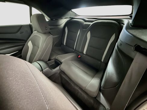 Used 2020 Chevrolet Camaro LT RWD image 25