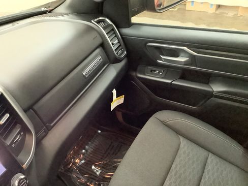 New 2026 RAM 1500 Big Horn w/ Night Edition AWD/4WD image 21