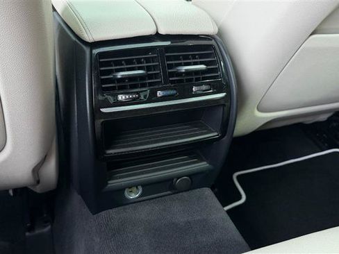 Used 2019 BMW M550i xDrive AWD/4WD image 23