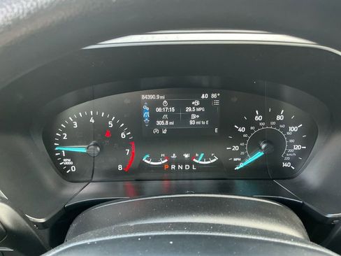 Used 2021 Ford Escape S image 19