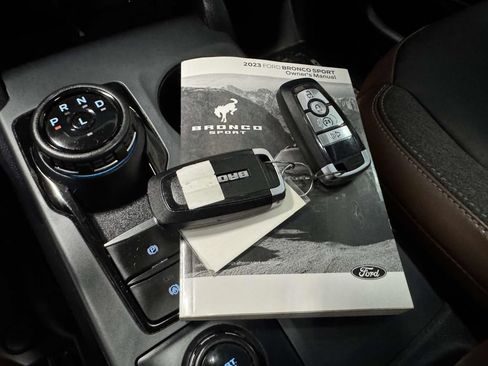 Used 2023 Ford Bronco Sport Outer Banks w/ Tech Package AWD/4WD image 34