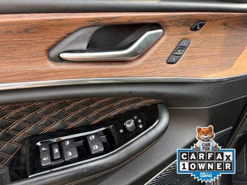 Used 2023 Jeep Grand Cherokee L Summit w/ Advanced Protech Group IV image 24