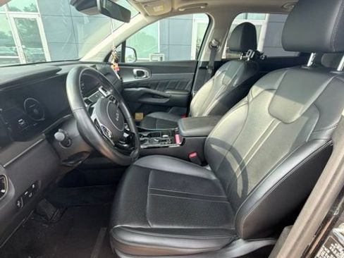 Used 2023 Kia Sorento SX AWD/4WD image 8