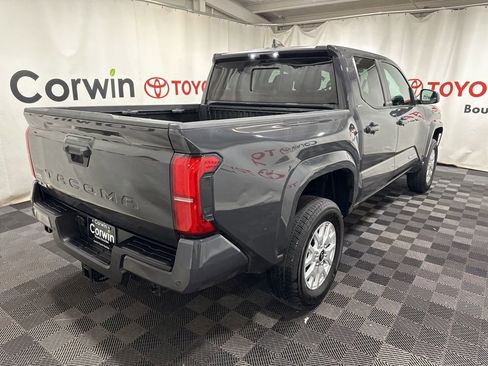 Used 2025 Toyota Tacoma SR5 image 8