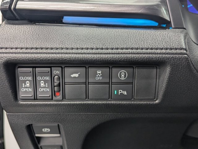 Certified 2024 Honda Odyssey Elite image 13
