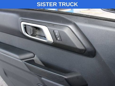 Used 2021 Ford Bronco Outer Banks AWD/4WD image 17