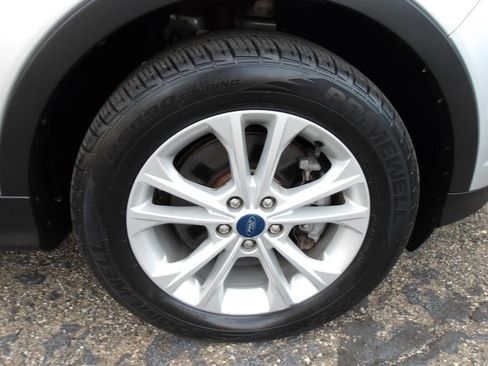 Used 2019 Ford Escape SE AWD/4WD image 33