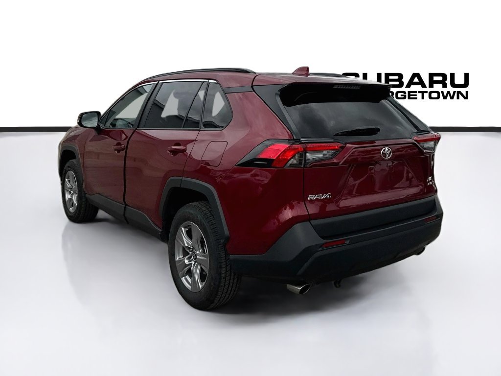 Used 2025 Toyota RAV4 XLE AWD/4WD image 5