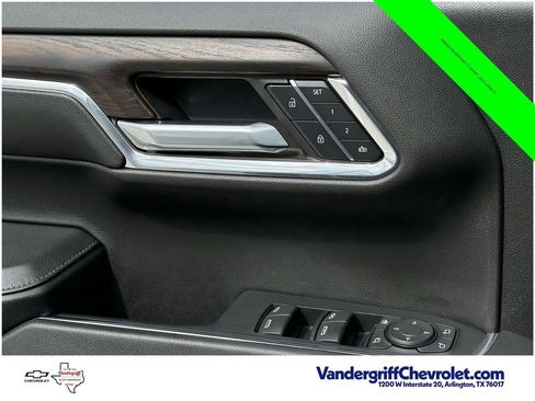 Used 2024 GMC Sierra 1500 SLT RWD image 18