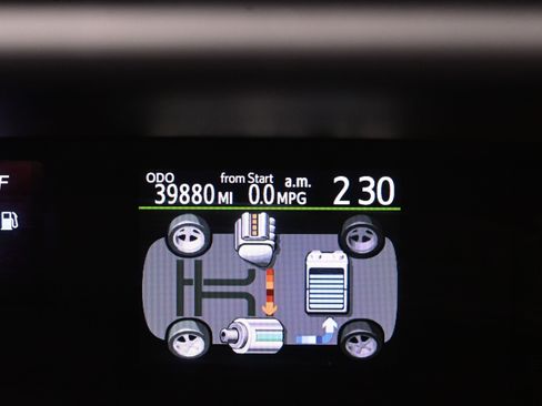 Used 2016 Toyota Prius C One image 21