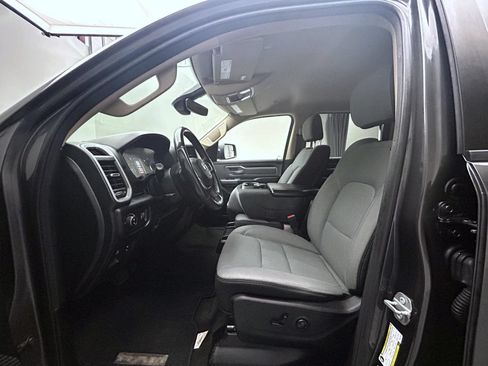 Used 2020 RAM 1500 Big Horn AWD/4WD image 10