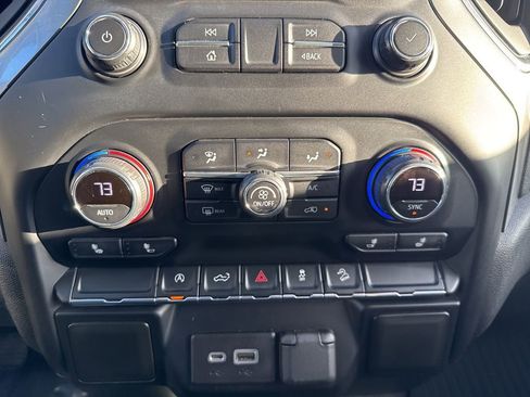 Used 2021 Chevrolet Silverado 1500 LT w/ Z71 Off-Road Package image 31