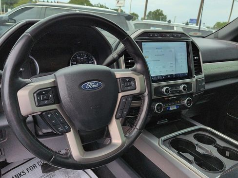 Used 2022 Ford F250 Platinum w/ Tremor Off-Road Package AWD/4WD image 14