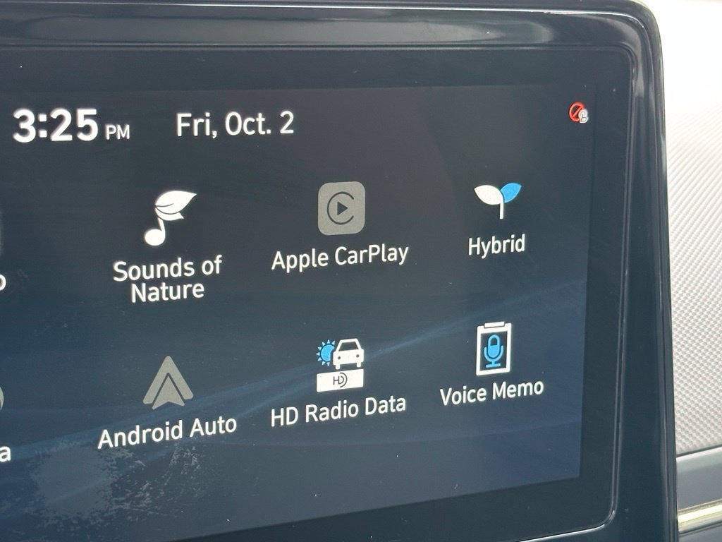Used 2020 Hyundai Ioniq Limited FWD image 25