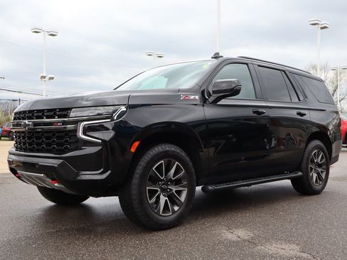 Used 2022 Chevrolet Tahoe Z71 w/ Luxury Package image 10