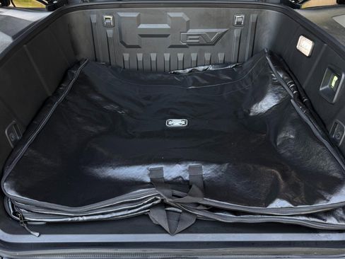 Used 2025 GMC Hummer EV 2X w/ Extreme Off-Road Package image 36