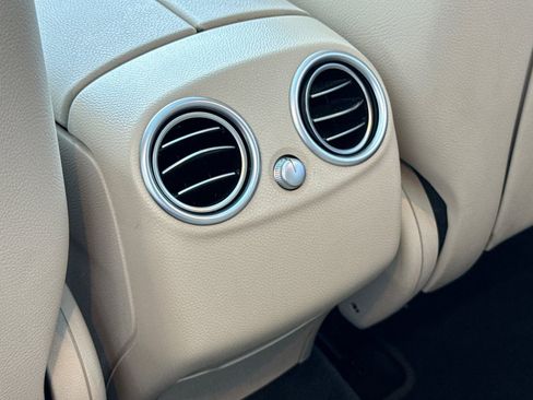 Used 2020 Mercedes-Benz GLC 300 image 13