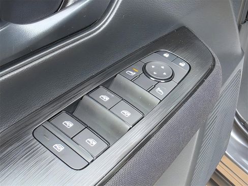 New 2026 Nissan Kicks S image 13